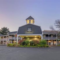 Green Granite Inn & Conference Center
