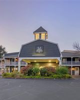 Green Granite Inn & Conference Center