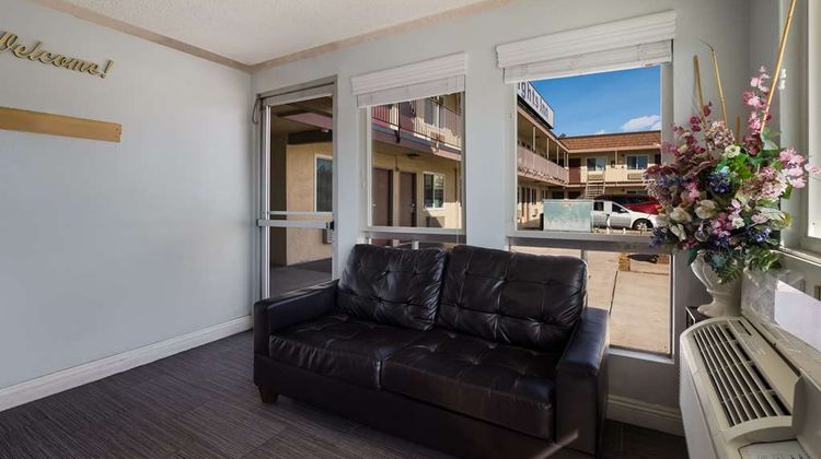 Rodeway Inn San Bernardino - Colton Lobby
