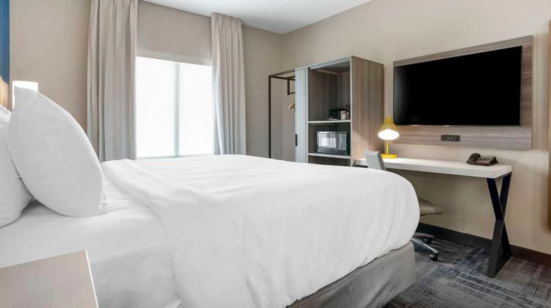 <b>Comfort Inn and Suites Room</b>. Images powered by <a href="https://iceportal.shijigroup.com/" title="IcePortal" target="_blank">IcePortal</a>.