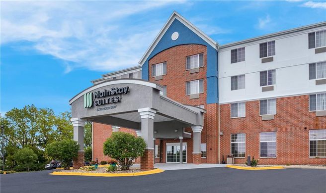 MainStay Suites Exterior