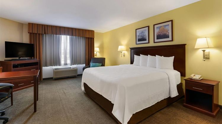 Mainstay Suites Fitchburg - Madison Suite