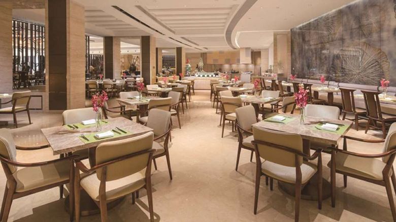 <b>Howard Johnson Dongqian Lake Plaza Restaurant</b>. Images powered by <a href="https://iceportal.shijigroup.com/" title="IcePortal" target="_blank">IcePortal</a>.