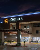 La Quinta Inn & Suites by Wyndham