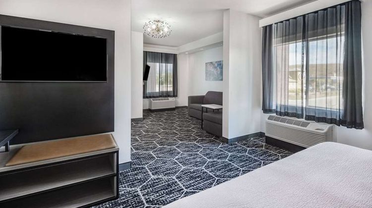 La Quinta Inn & Suites by Wyndham Suite
