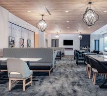 La Quinta Inn & Suites by Wyndham Lobby