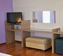 Ramada by Wyndham Furnaspark Room