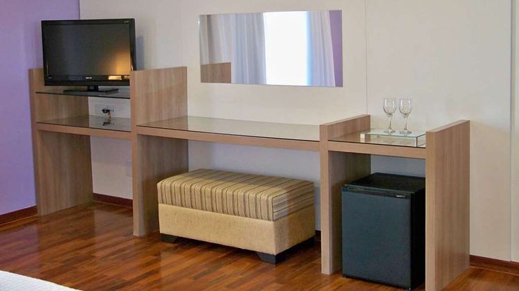 Ramada by Wyndham Furnaspark Room