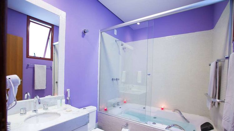 Ramada by Wyndham Furnaspark Room