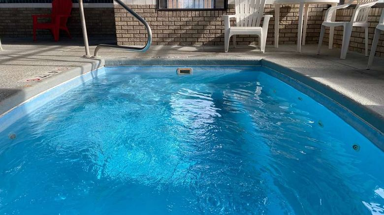<b>Wingate by Wyndham Gunnison Pool</b>. Images powered by <a href="https://iceportal.shijigroup.com/" title="IcePortal" target="_blank">IcePortal</a>.