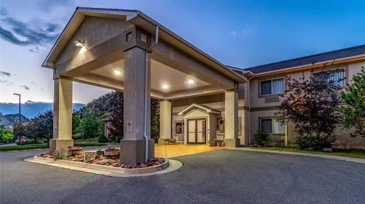 Wingate by Wyndham-Glenwood Springs Exterior