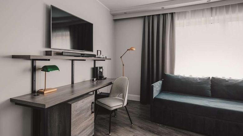 <b>Hotel Berlin, Radisson Individuals Suite</b>. Images powered by <a href="https://iceportal.shijigroup.com/" title="IcePortal" target="_blank">IcePortal</a>.