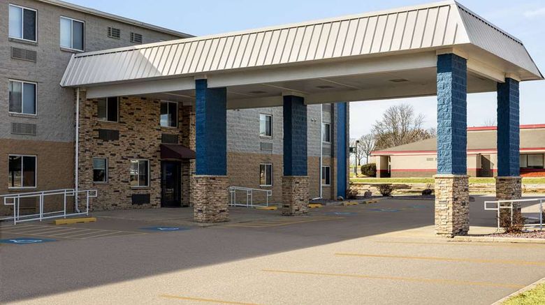 <b>AmericInn by Wyndham Madison WI Exterior</b>. Images powered by <a href="https://iceportal.shijigroup.com/" title="IcePortal" target="_blank">IcePortal</a>.