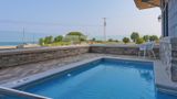 Hampton Inn & Suites Manistee Waterfront Pool