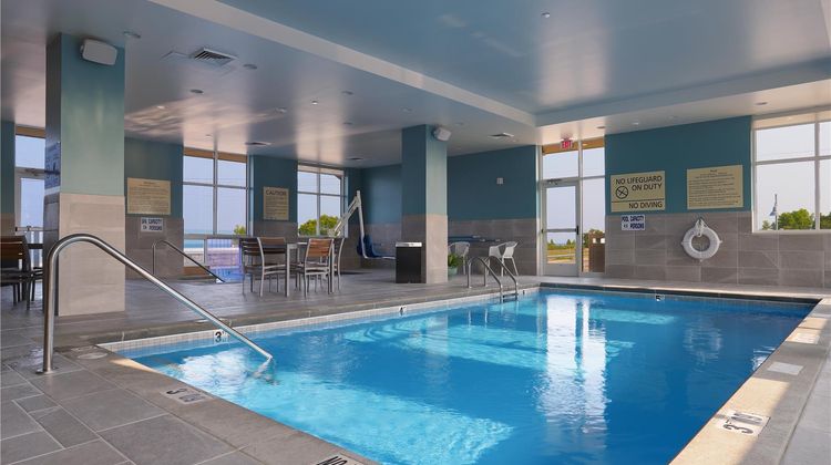 Hampton Inn & Suites Manistee Waterfront Pool