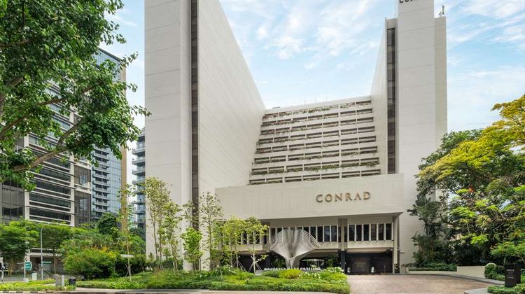Conrad Singapore Orchard Exterior