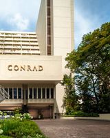 Conrad Singapore Orchard