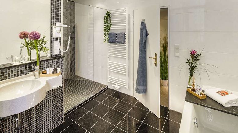 <b>Star-Apart Hansa Hotel Suite</b>. Images powered by <a href="https://iceportal.shijigroup.com/" title="IcePortal" target="_blank">IcePortal</a>.