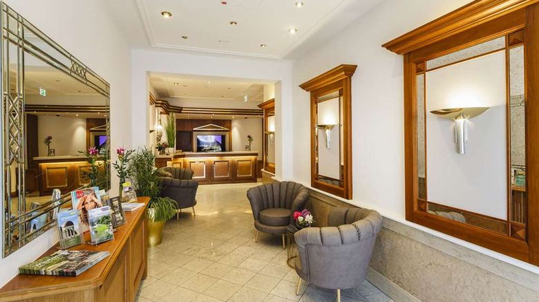 <b>Star-Apart Hansa Hotel Lobby</b>. Images powered by <a href="https://iceportal.shijigroup.com/" title="IcePortal" target="_blank">IcePortal</a>.