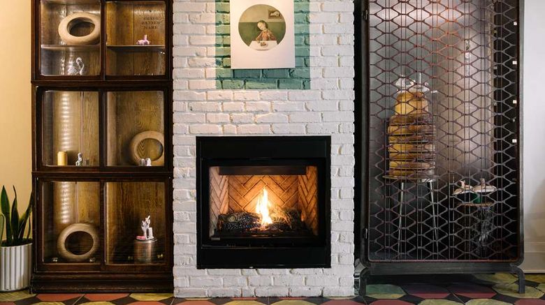 <b>Drake Devonshire Room</b>. Images powered by <a href="https://iceportal.shijigroup.com/" title="IcePortal" target="_blank">IcePortal</a>.