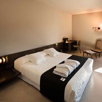 Caro Hotel