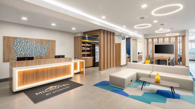 Microtel Inn & Suites by Wyndham Lobby