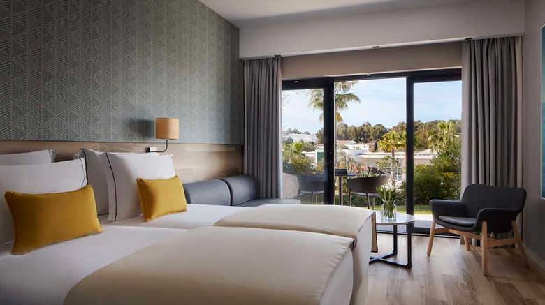 <b>Tivoli Alvor Algarve Resort Room</b>. Images powered by <a href="https://iceportal.shijigroup.com/" title="IcePortal" target="_blank">IcePortal</a>.
