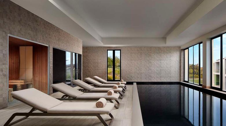 <b>Tivoli Alvor Algarve Resort Pool</b>. Images powered by <a href="https://iceportal.shijigroup.com/" title="IcePortal" target="_blank">IcePortal</a>.
