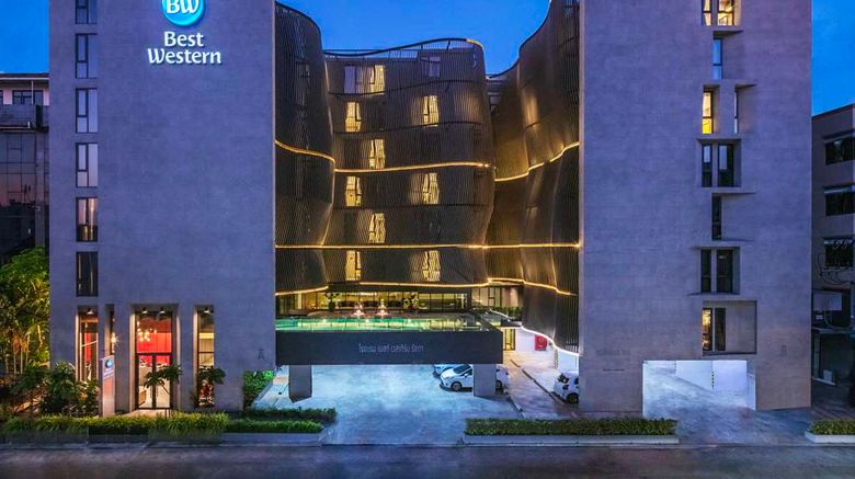 <b>Best Western Ratchada Hotel Exterior</b>. Images powered by <a href="https://iceportal.shijigroup.com/" title="IcePortal" target="_blank">IcePortal</a>.
