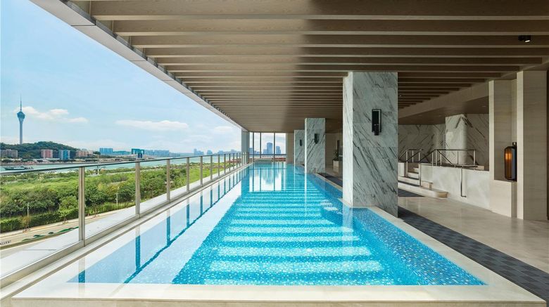 <b>Hilton Zhuhai Pool</b>. Images powered by <a href="https://iceportal.shijigroup.com/" title="IcePortal" target="_blank">IcePortal</a>.