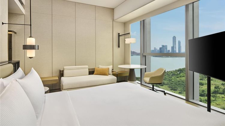 Hilton Zhuhai Room
