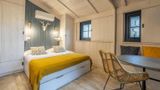 Quai Des Pontis Room