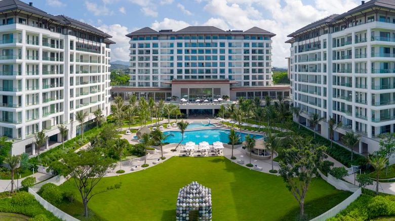 The Mermoon Resort Tufu Bay-Tapestry Col Exterior. Images powered by <a href="https://iceportal.shijigroup.com" target="_blank" rel="noopener">Ice Portal</a>.