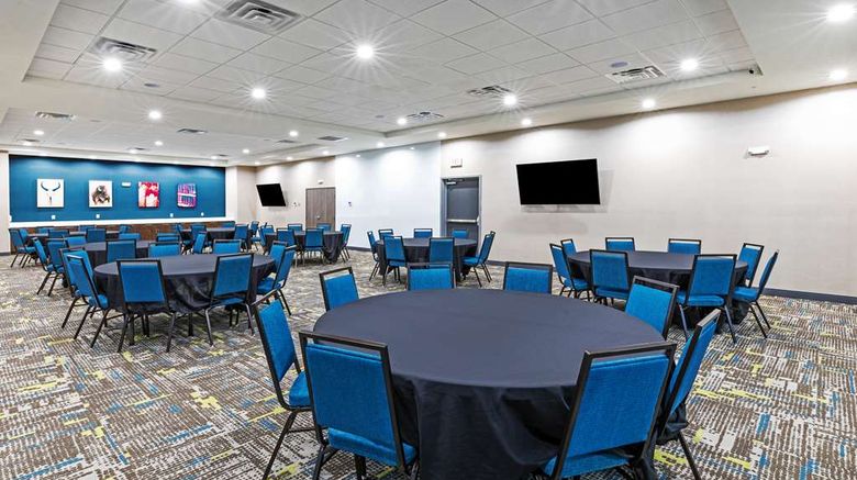 <b>Hampton Inn & Suites Canyon Meeting</b>. Images powered by <a href="https://iceportal.shijigroup.com/" title="IcePortal" target="_blank">IcePortal</a>.