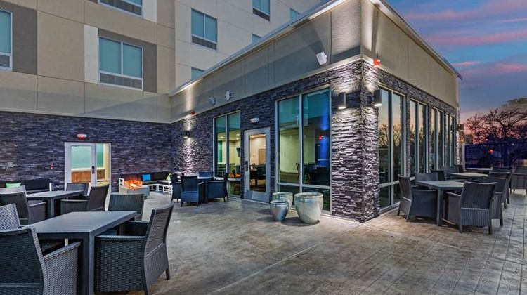 Hampton Inn & Suites Canyon Exterior