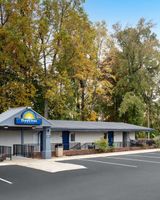 Days Inn by Wyndham Salisbury