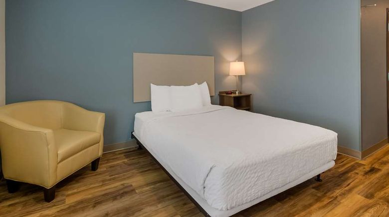 <b>WoodSpring Suites Room</b>. Images powered by <a href="https://iceportal.shijigroup.com/" title="IcePortal" target="_blank">IcePortal</a>.