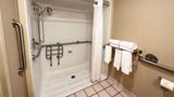 Wingate by Wyndham Waynesboro Room