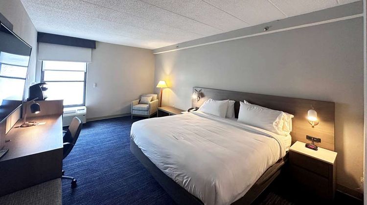 Wingate by Wyndham Waynesboro Room