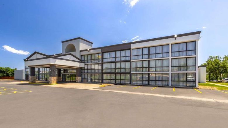 <b>Wingate by Wyndham Kansas City Exterior</b>. Images powered by <a href="https://iceportal.shijigroup.com/" title="IcePortal" target="_blank">IcePortal</a>.