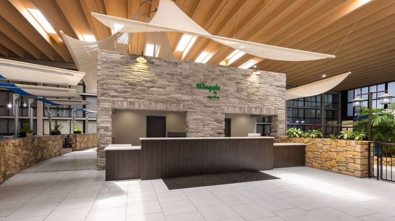 <b>Wingate by Wyndham Kansas City Lobby</b>. Images powered by <a href="https://iceportal.shijigroup.com/" title="IcePortal" target="_blank">IcePortal</a>.