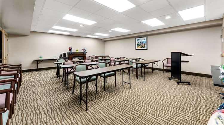 SureStay Plus by Best Western Reading N Meeting