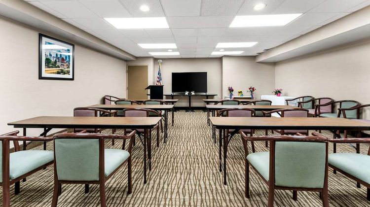 SureStay Plus by Best Western Reading N Meeting