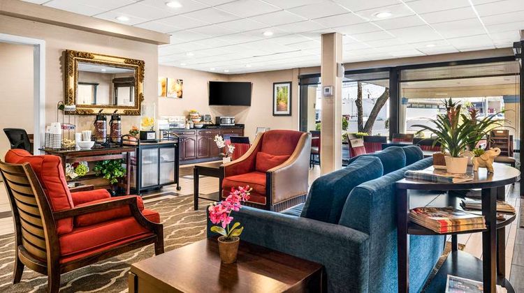 SureStay Plus by Best Western Reading N Restaurant