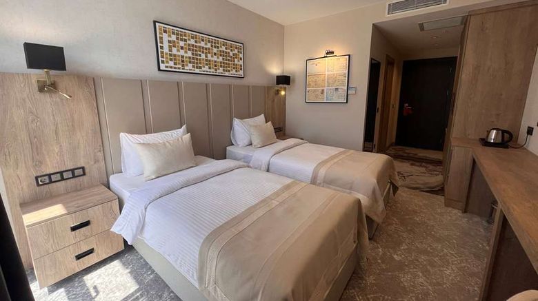 <b>Ramada Plaza By Wyndham Batman Room</b>. Images powered by <a href="https://iceportal.shijigroup.com/" title="IcePortal" target="_blank">IcePortal</a>.