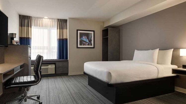 Microtel Inn & Suites by Wyndham Room