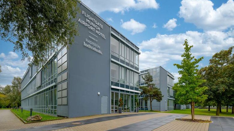 <b>Flightgate Munich Airport Radisson Indiv Exterior</b>. Images powered by <a href="https://iceportal.shijigroup.com/" title="IcePortal" target="_blank">IcePortal</a>.