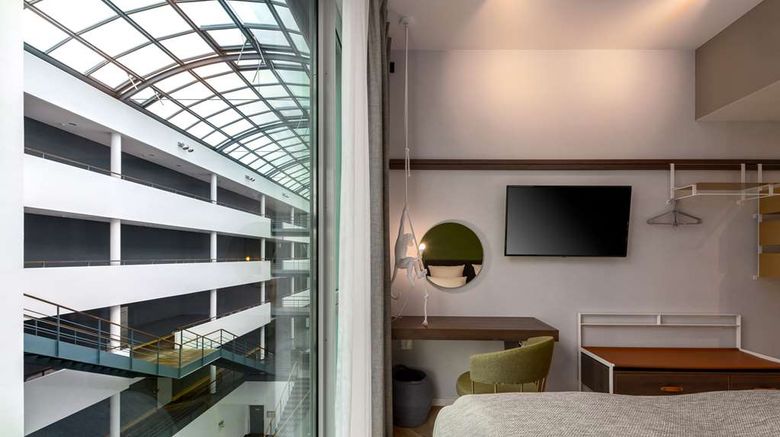 <b>Flightgate Munich Airport Radisson Indiv Room</b>. Images powered by <a href="https://iceportal.shijigroup.com/" title="IcePortal" target="_blank">IcePortal</a>.