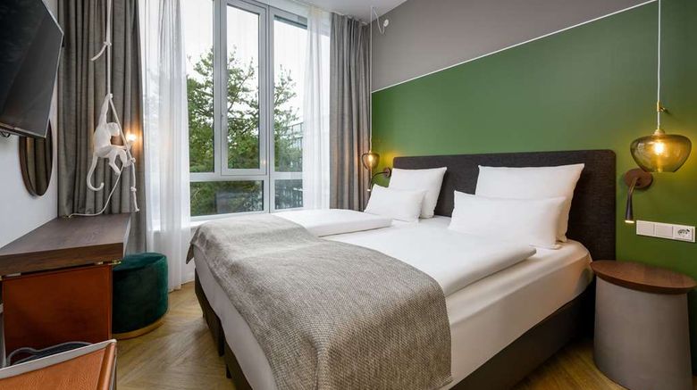 <b>Flightgate Munich Airport Radisson Indiv Room</b>. Images powered by <a href="https://iceportal.shijigroup.com/" title="IcePortal" target="_blank">IcePortal</a>.