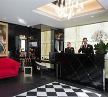 La Villa Haussmann Lobby